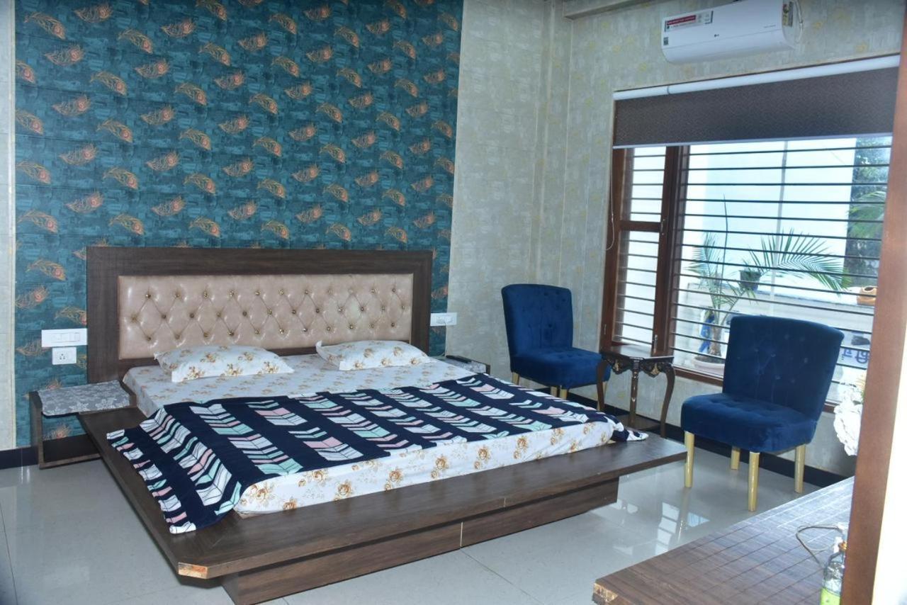 Shreshth Home Stay - Best Family Accommodation - 3Km From Har Ki Pauri, Haridwar, Uttarakhand מראה חיצוני תמונה