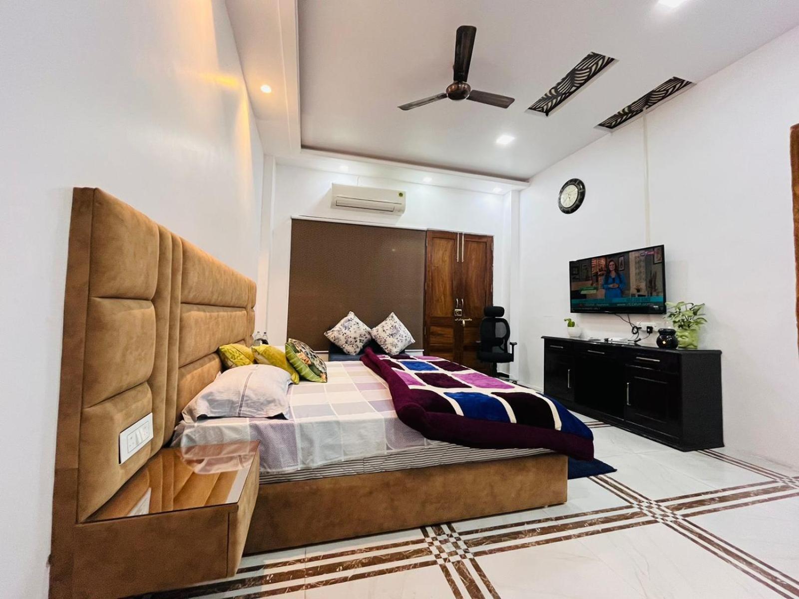 Shreshth Home Stay - Best Family Accommodation - 3Km From Har Ki Pauri, Haridwar, Uttarakhand מראה חיצוני תמונה